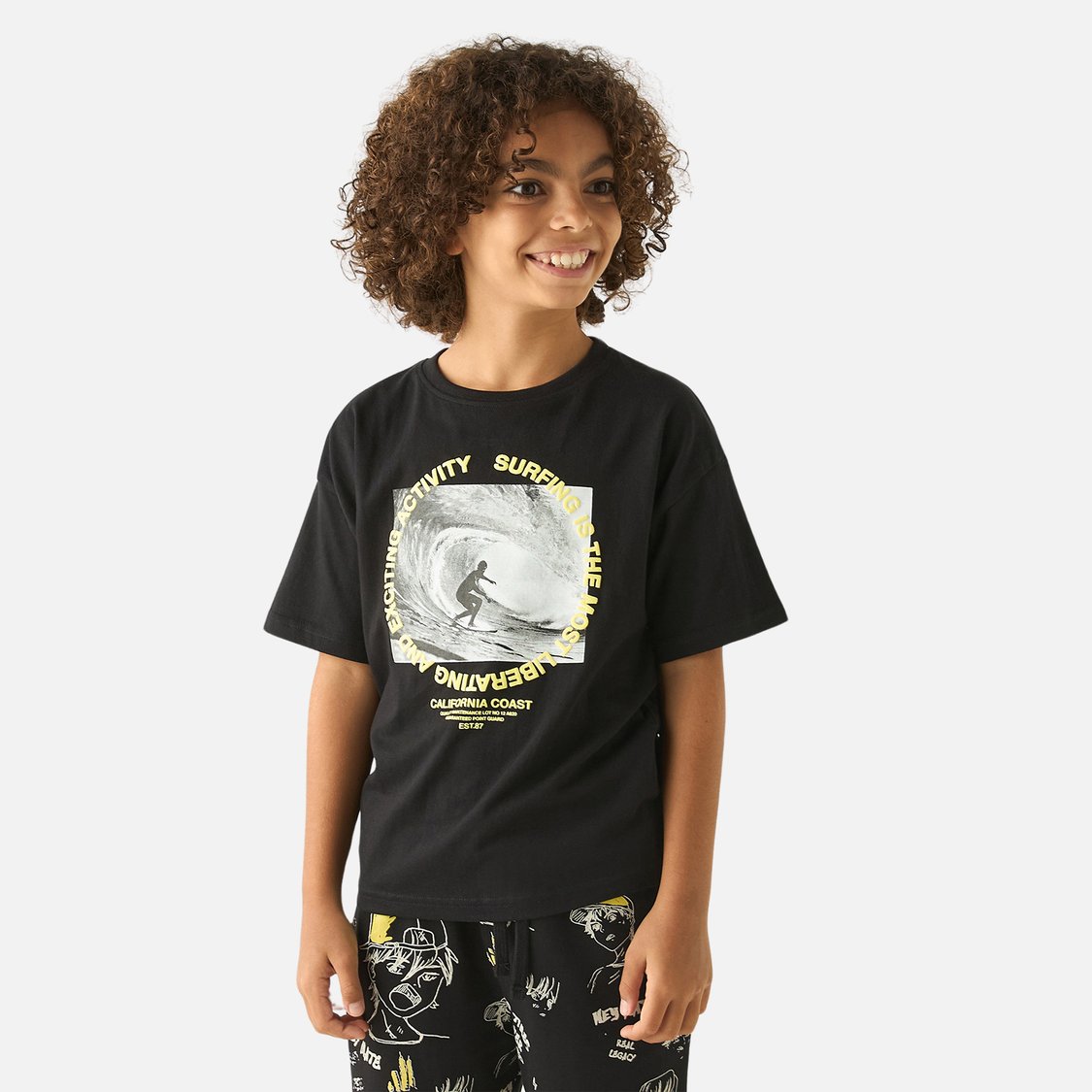 Juniors Surf Print T-shirt with Short Sleeves