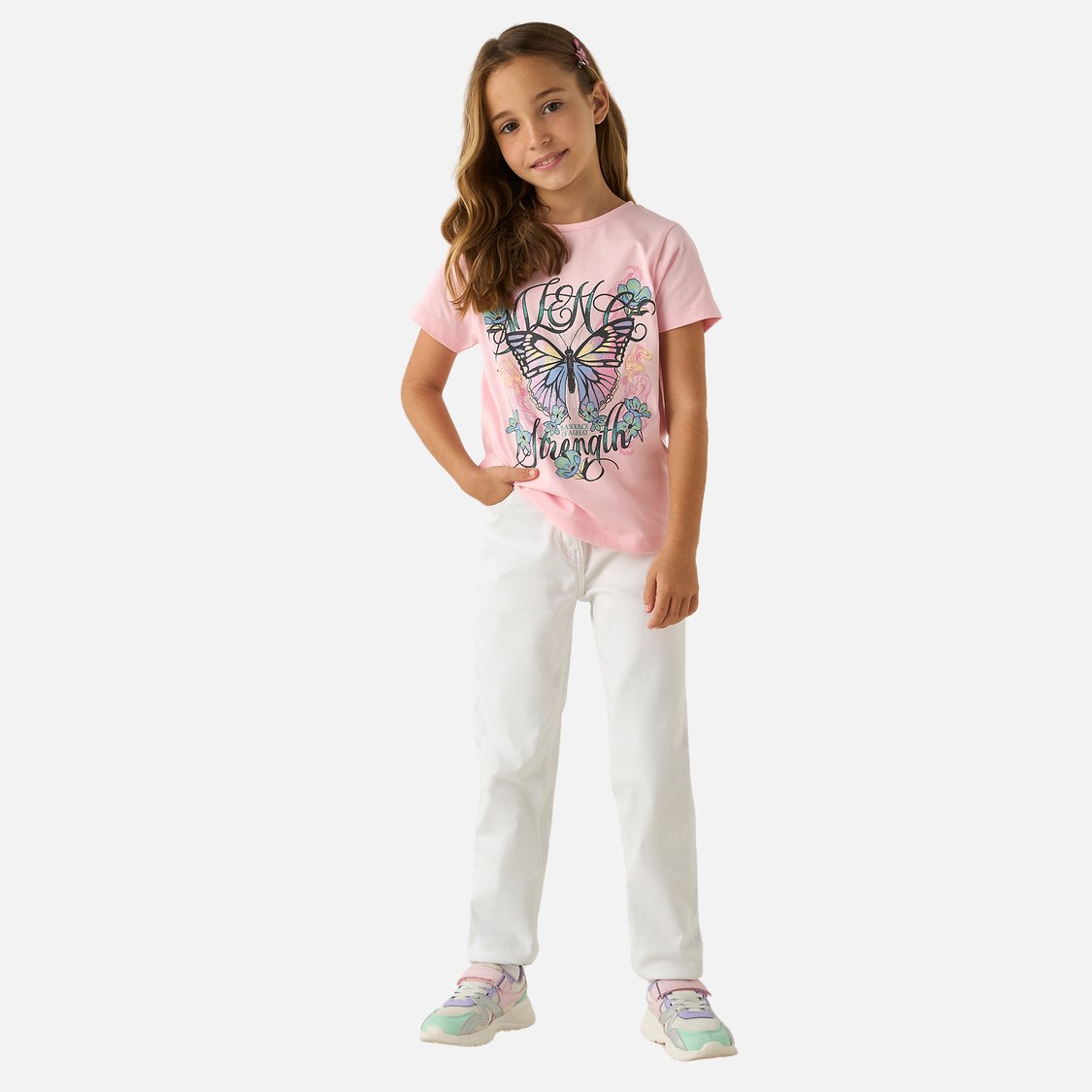 Juniors Graphic Print T-shirt with Short Sleeves and Crew Neck