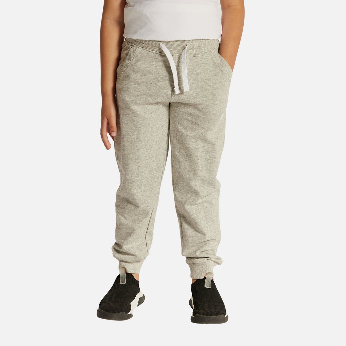 Juniors Solid Joggers with Pocket Detail and Drawstring