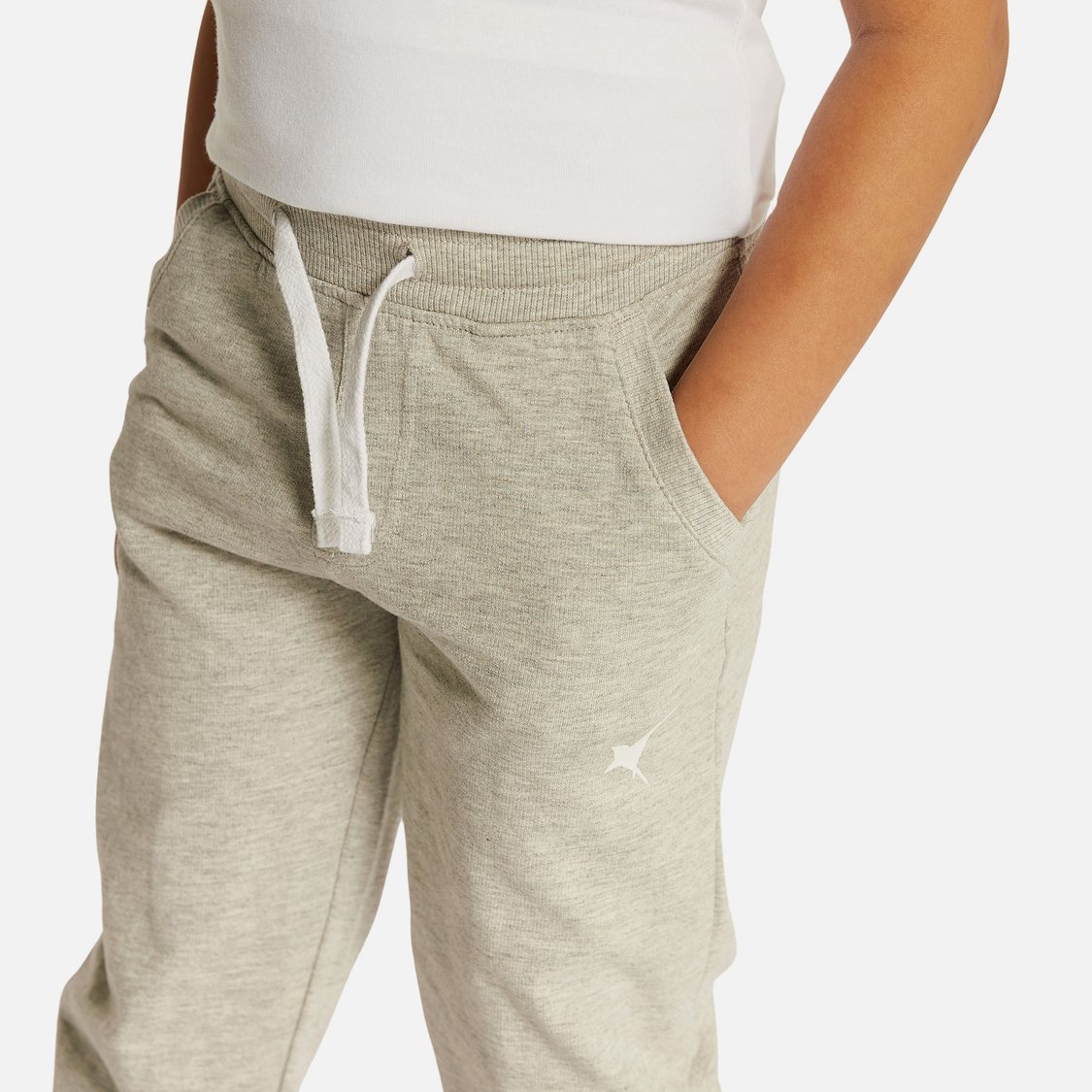 Juniors Solid Joggers with Pocket Detail and Drawstring