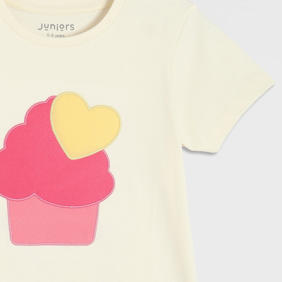 Juniors Cupcake Applique T-shirt and Pyjama Set