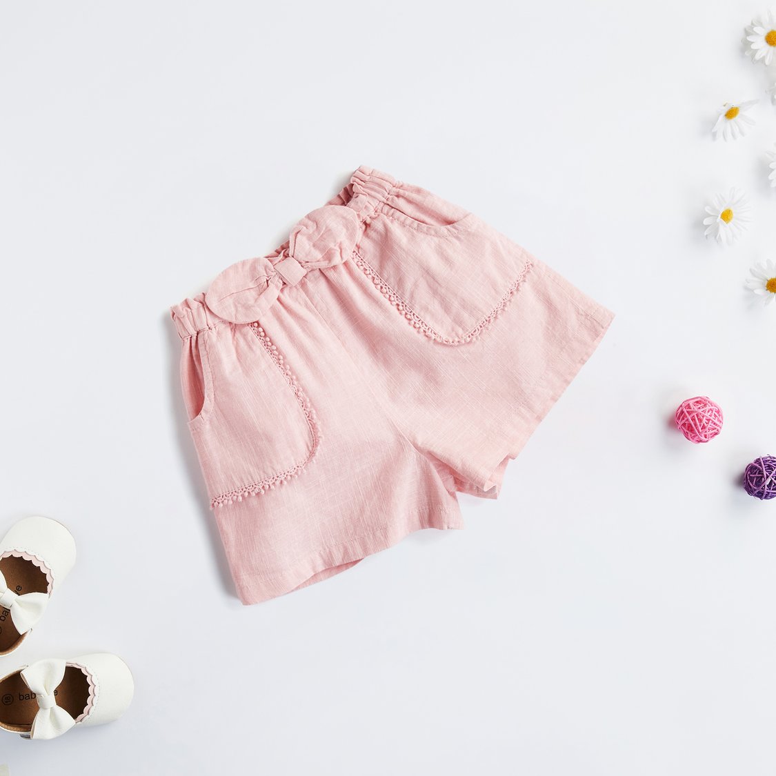 Juniors Applique Detail Top with Shorts and Headband