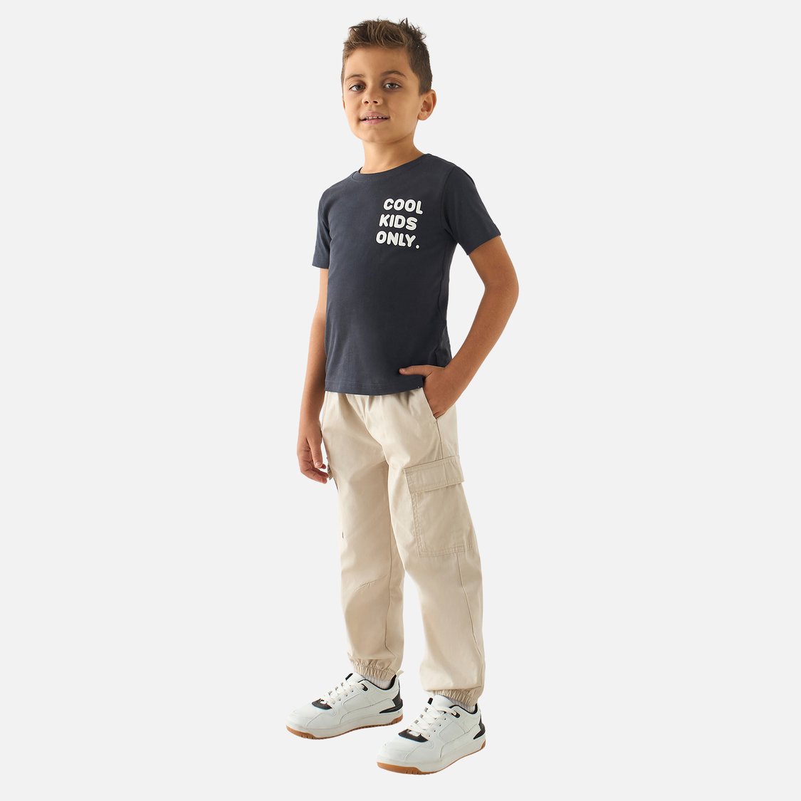 Juniors Solid Joggers with Pockets and Elasticated Waistband