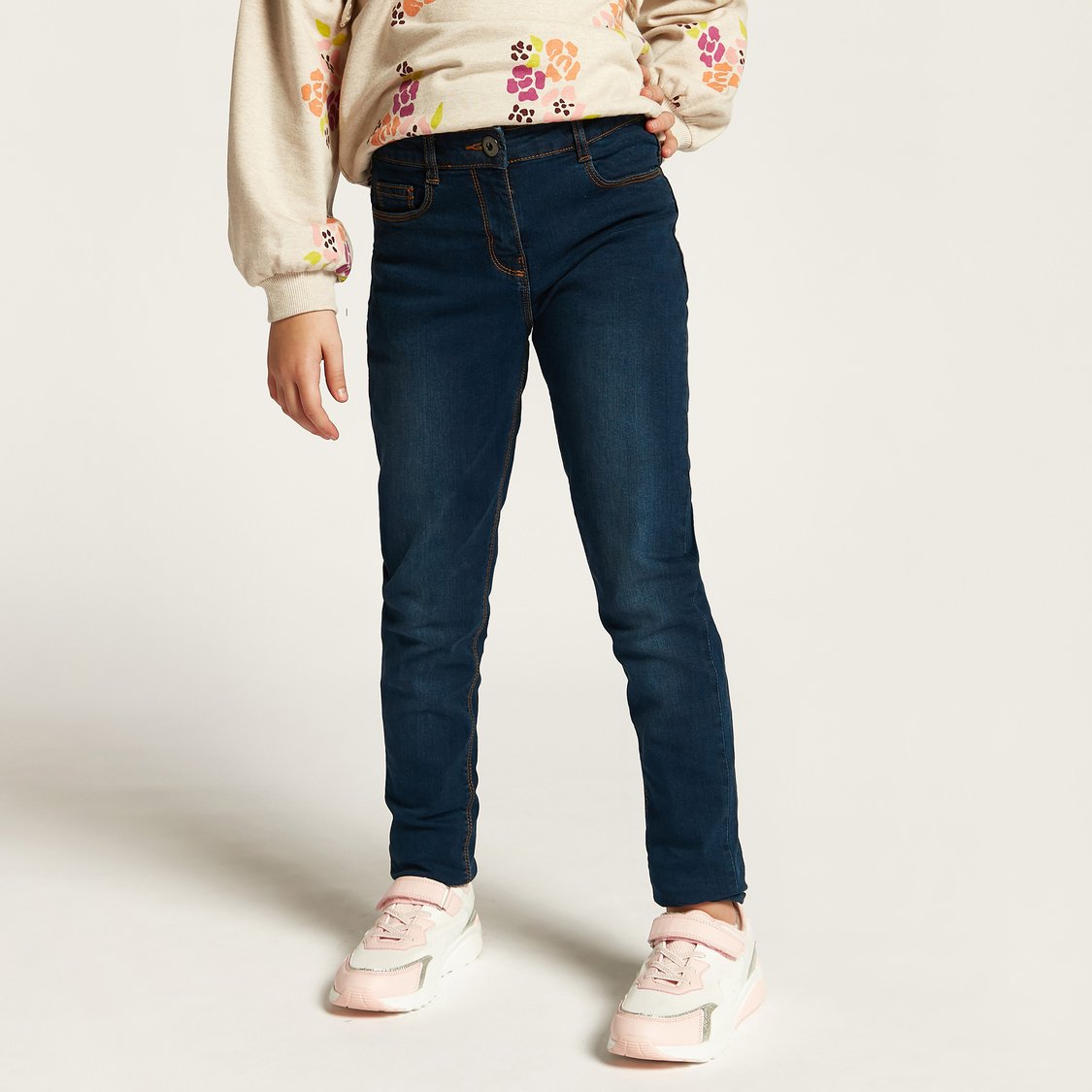 Juniors Girls' Straight Fit Jeans