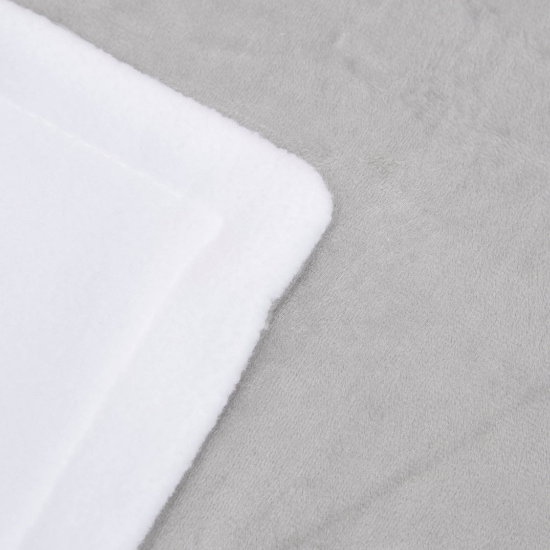 Juniors Textured Blanket - 76x100 cm