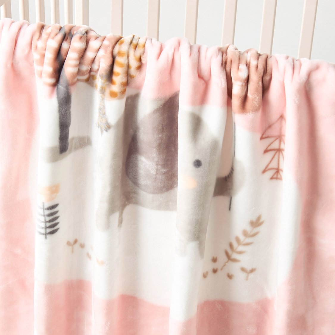Juniors Elephant Print Large Raschel Blanket - 100x140 cm
