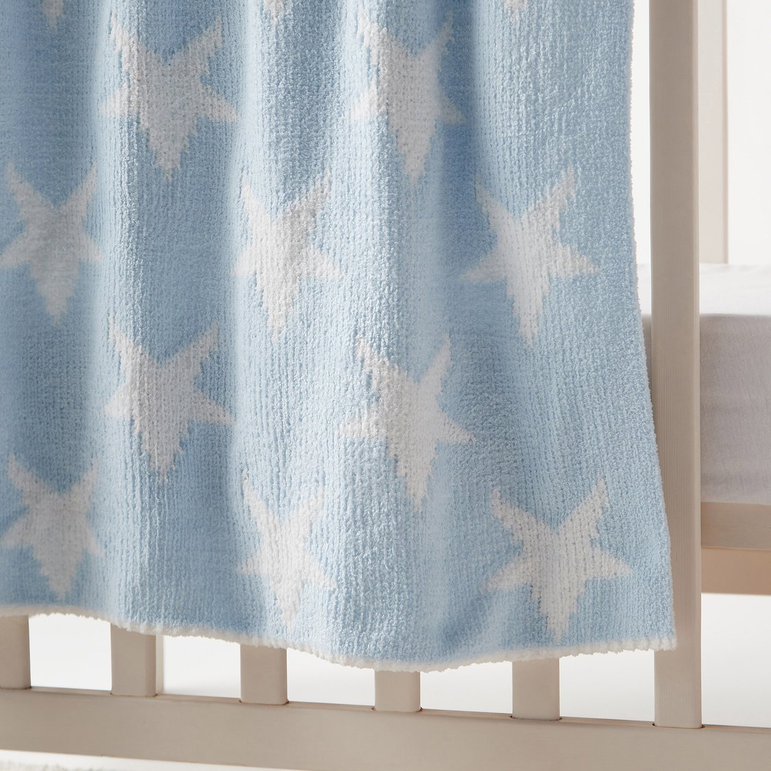 Juniors All-Over Star Print Blanket - 75x100 cm