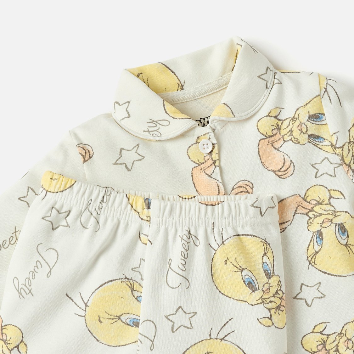 All-Over Tweety Print Long Sleeves Shirt and Pyjama Set