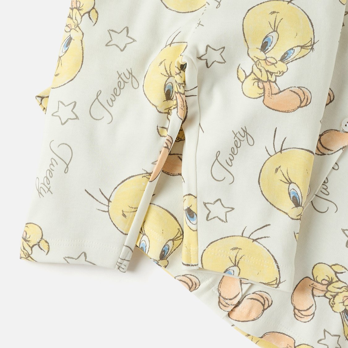 All-Over Tweety Print Long Sleeves Shirt and Pyjama Set