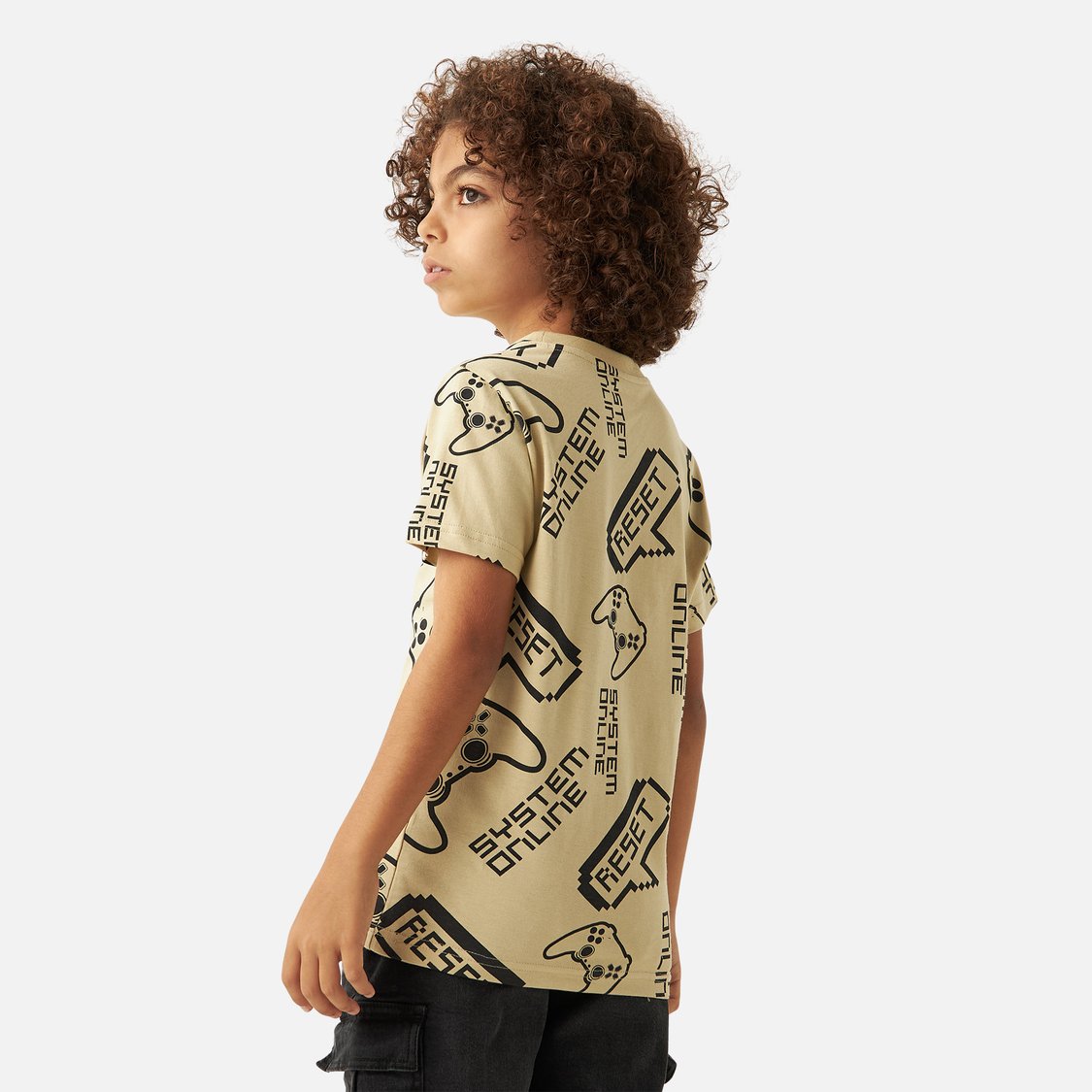 Juniors All-Over Gamer Print T-shirt with Short Sleeves