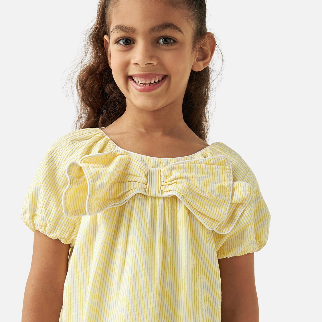 Juniors Striped Dress with Short Sleeves and Bow Detail