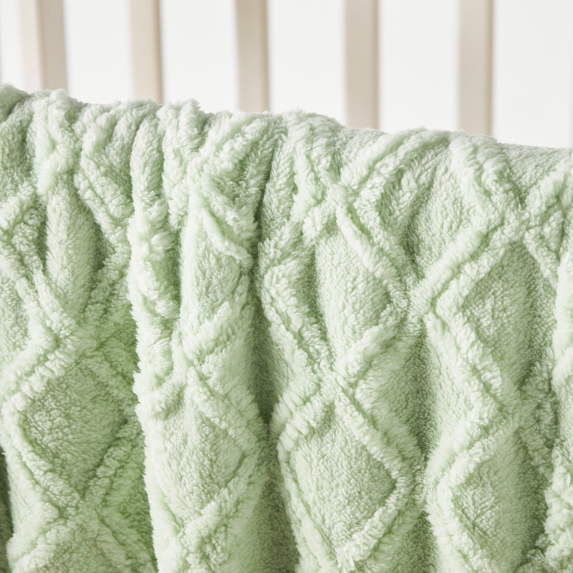 Juniors Textured Flannel Blanket - 76x102 cm