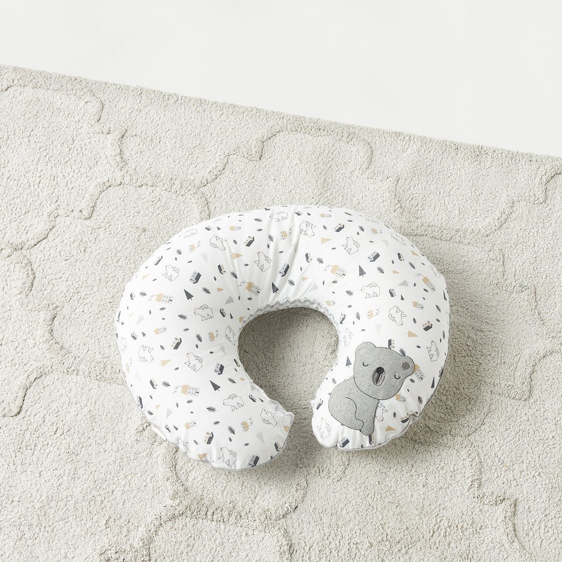 Juniors All-Over Print Feeding Pillow - 68x54 cm