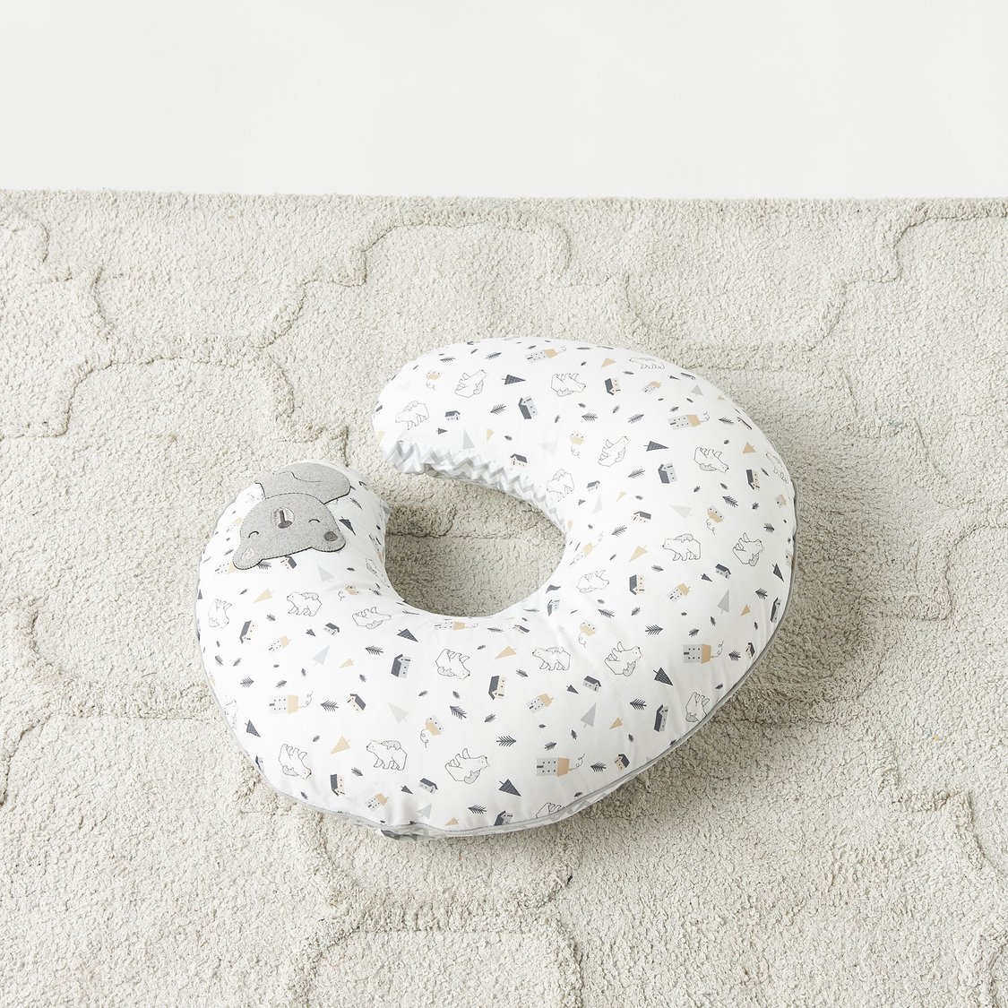 Juniors All-Over Print Feeding Pillow - 68x54 cm