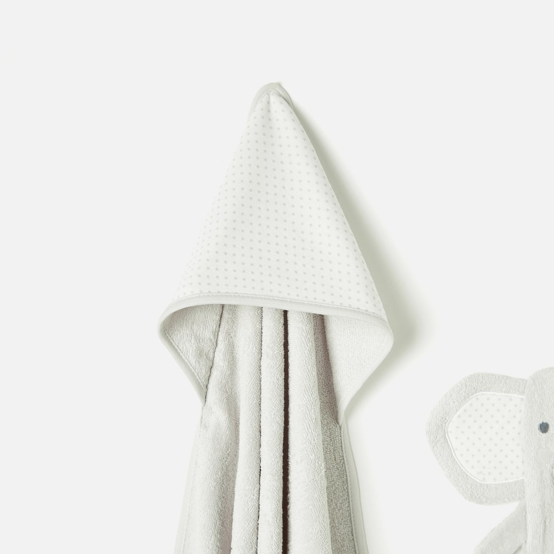 Juniors Polka Dot Print Towel with Elephant Mitten