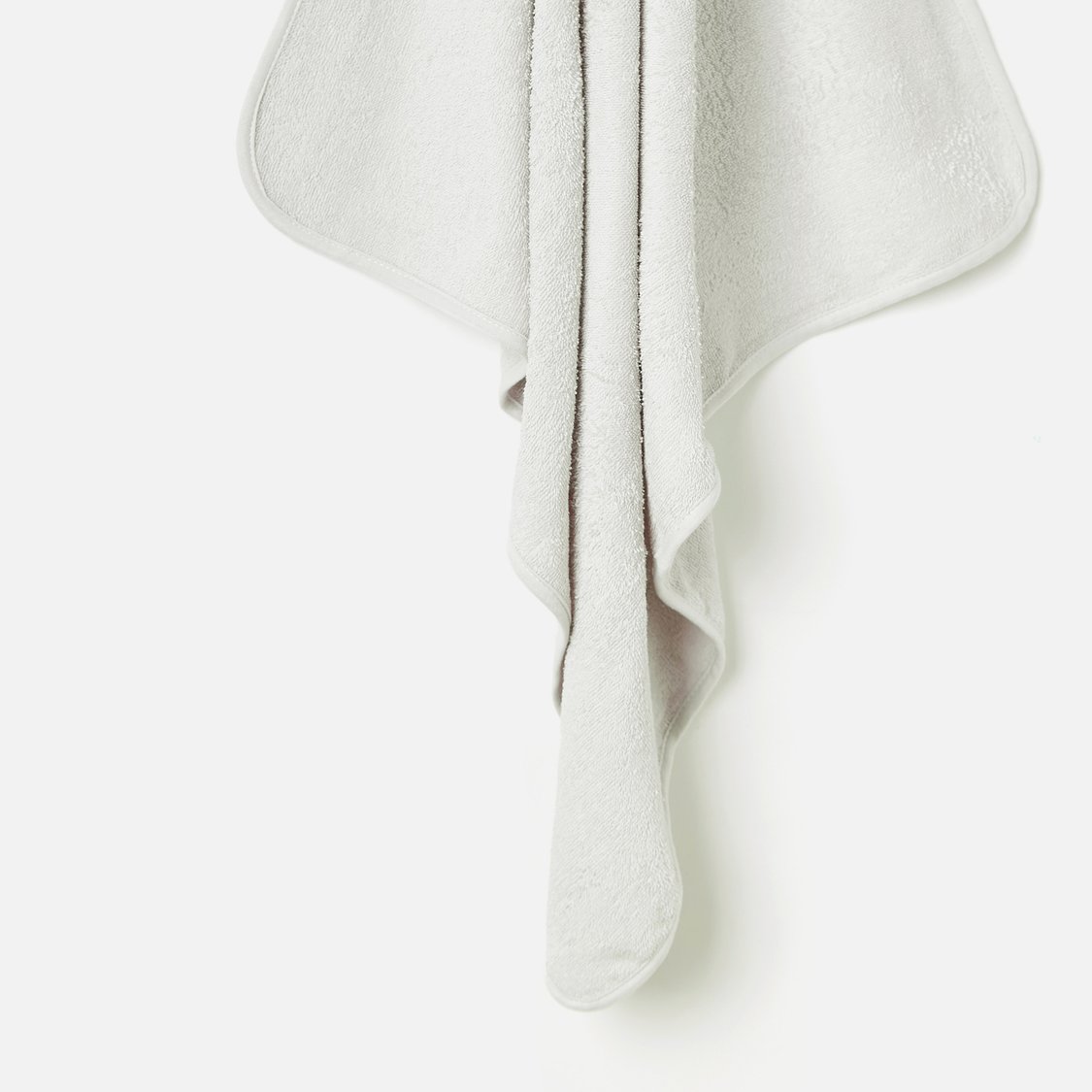 Juniors Polka Dot Print Towel with Elephant Mitten