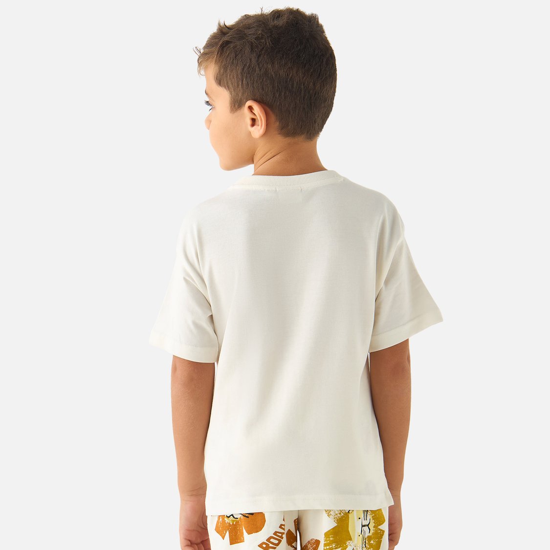 Juniors Solid Crew Neck T-shirt with Short Sleeves and Pocket