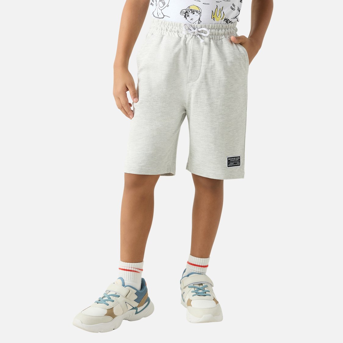 Juniors Patch Detail Shorts with Drawstring Closure and Pockets