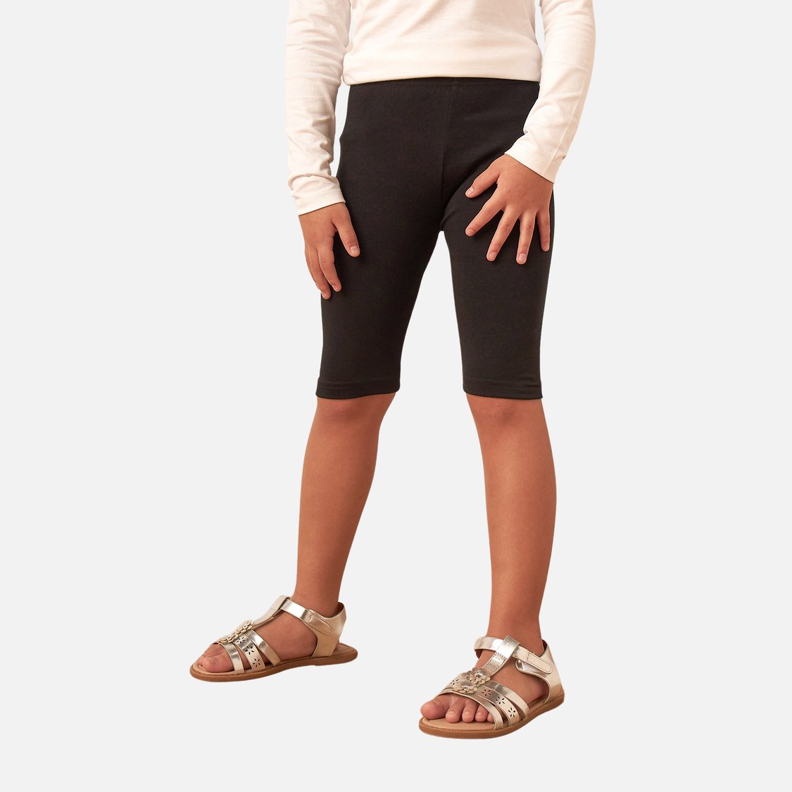 Knee length shorts for juniors hotsell