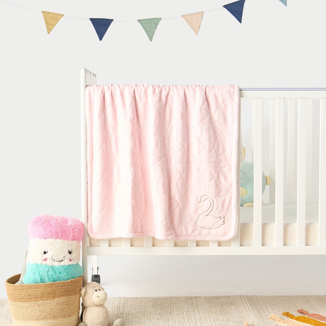 Juniors Swan Embroidered Raschel Blanket - 76x102 cm