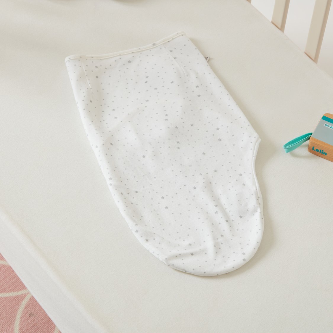 Juniors Star Print Swaddle Wrap