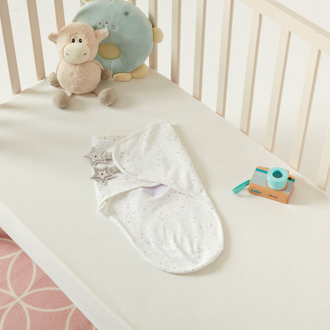 Juniors Star Print Swaddle Wrap