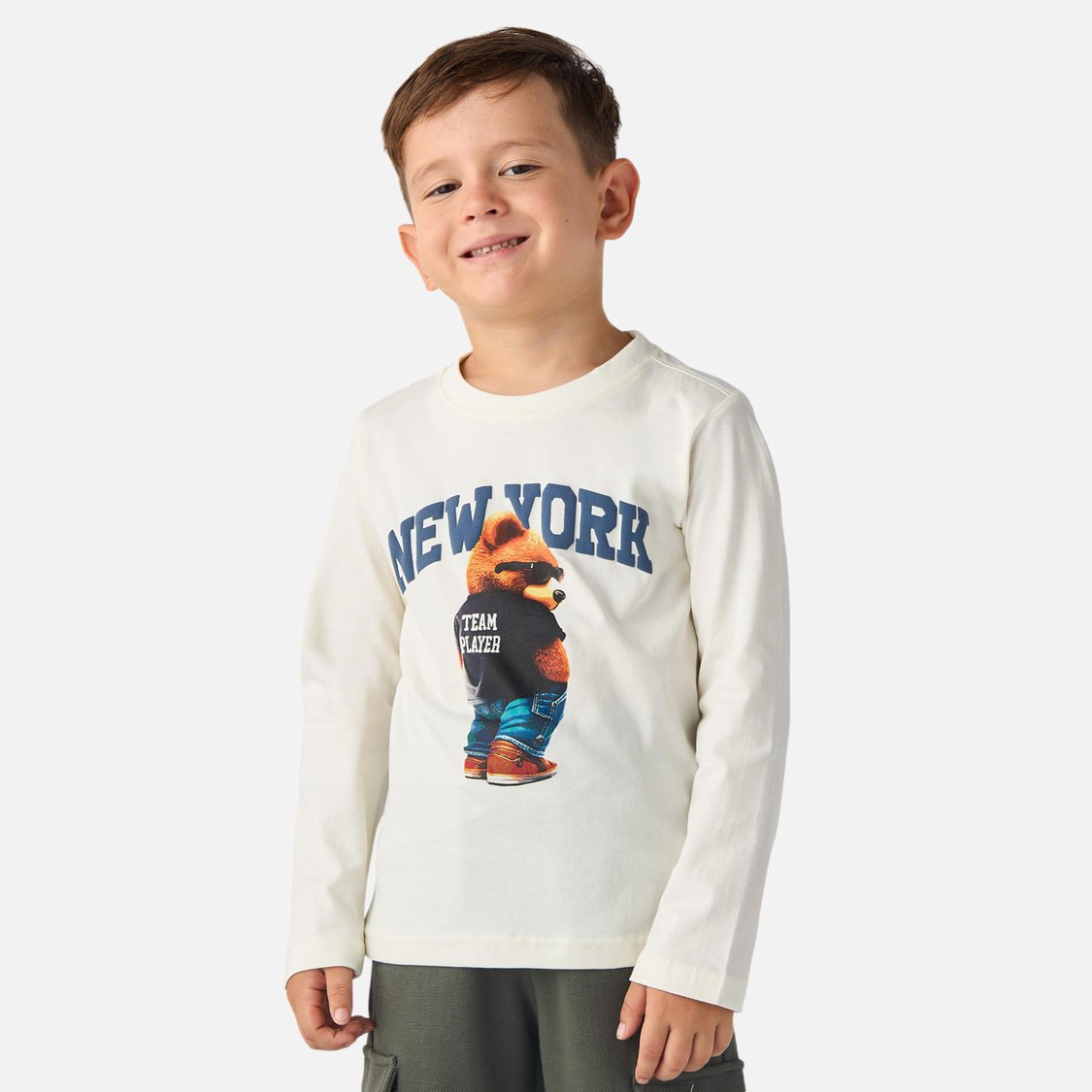 Juniors Graphic Print Crew Neck T-shirt with Long Sleeves