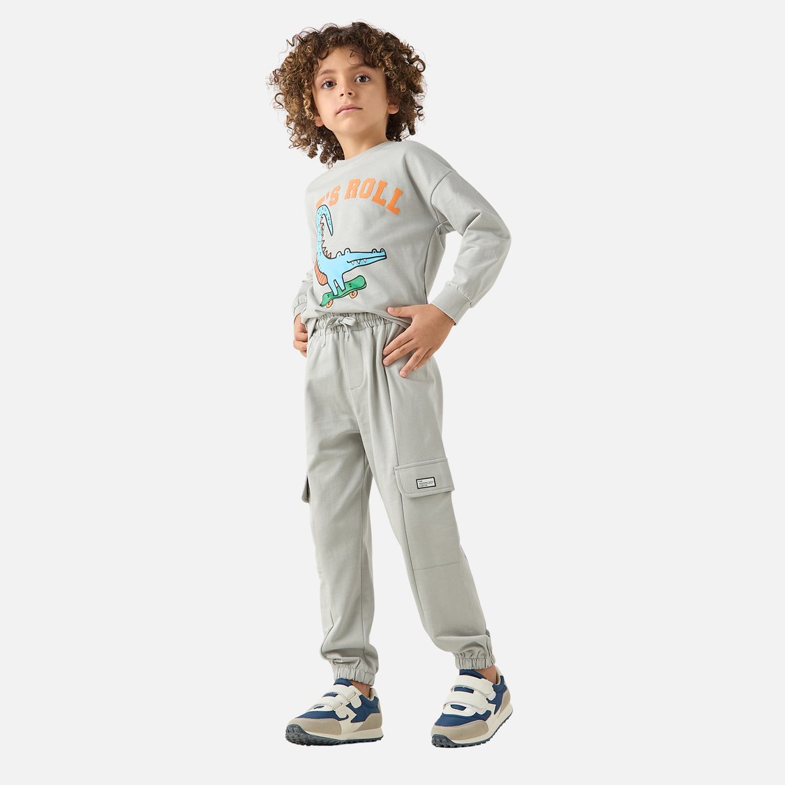 Juniors Applique Detail Cargo Joggers with Drawstring Closure