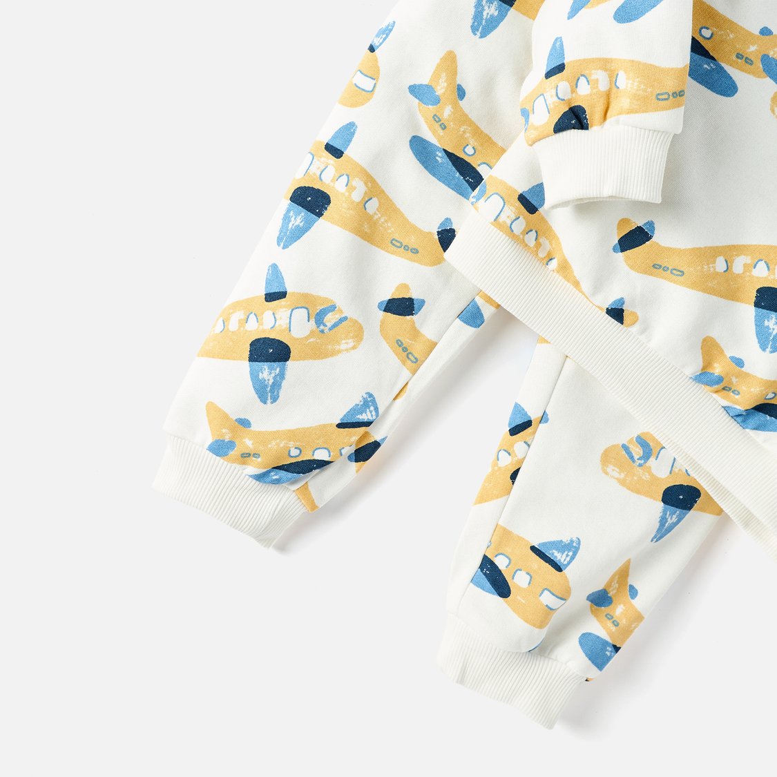 Juniors All-Over Aeroplane Print Sweatshirt and Joggers Set