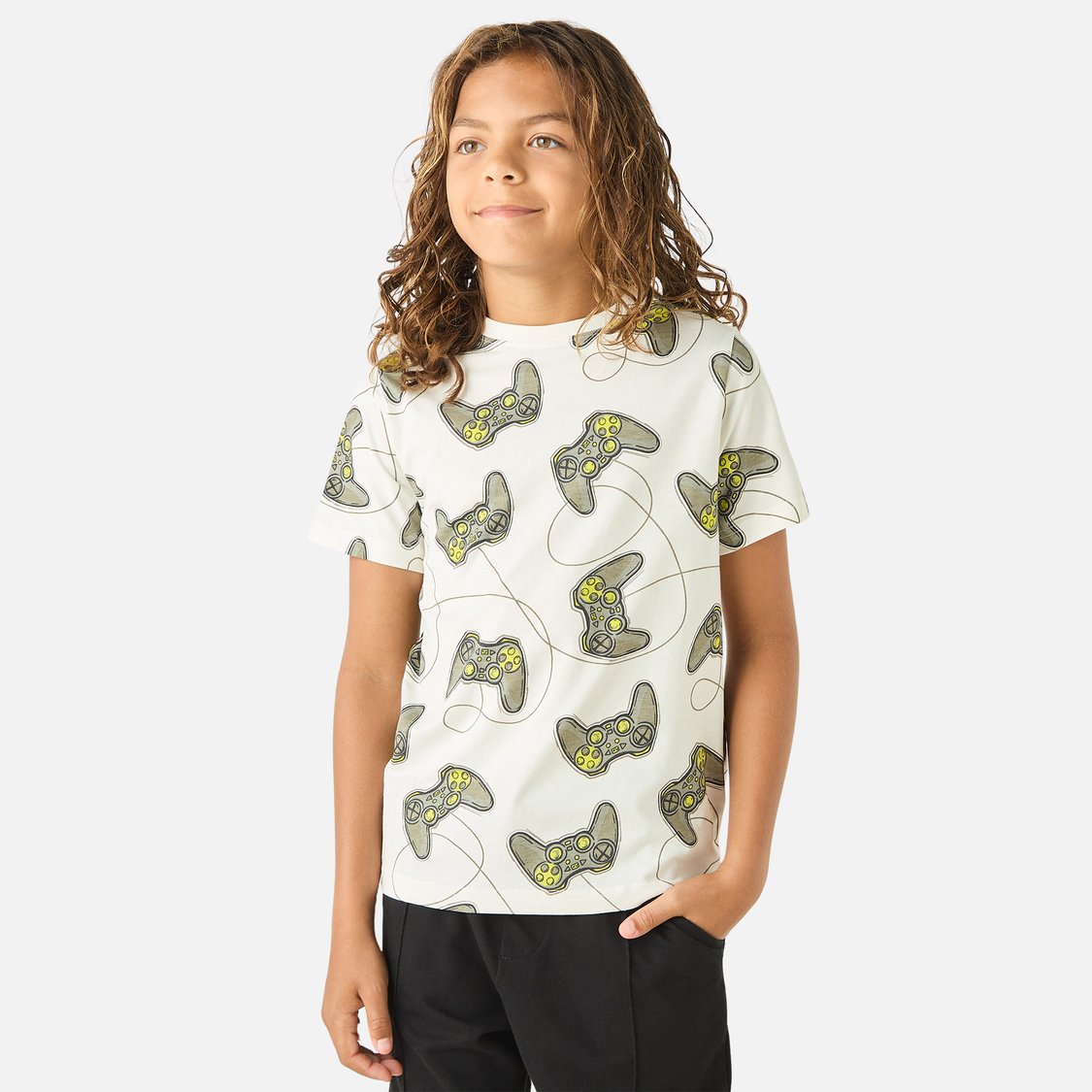 Juniors Gamer Print T-shirt with Crew Neck and Short Sleeves