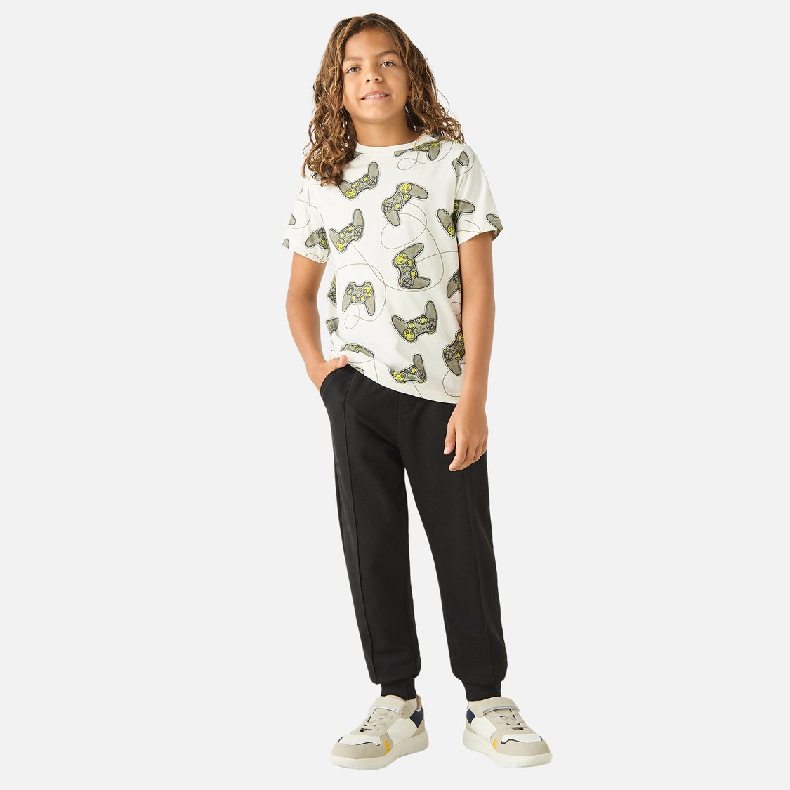 Juniors Gamer Print T-shirt with Crew Neck and Short Sleeves