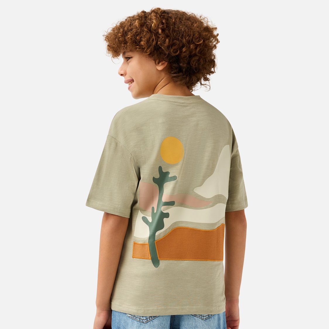 Juniors Graphic Print Crew Neck T-shirt with Short Sleeves