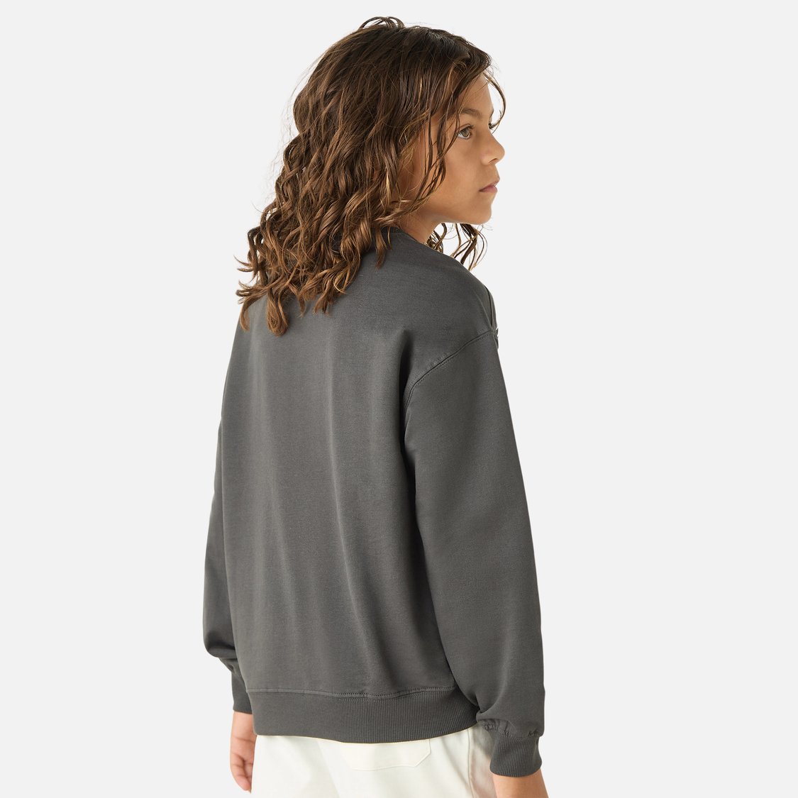 Juniors Graphic Print Sweatshirt with Long Sleeves