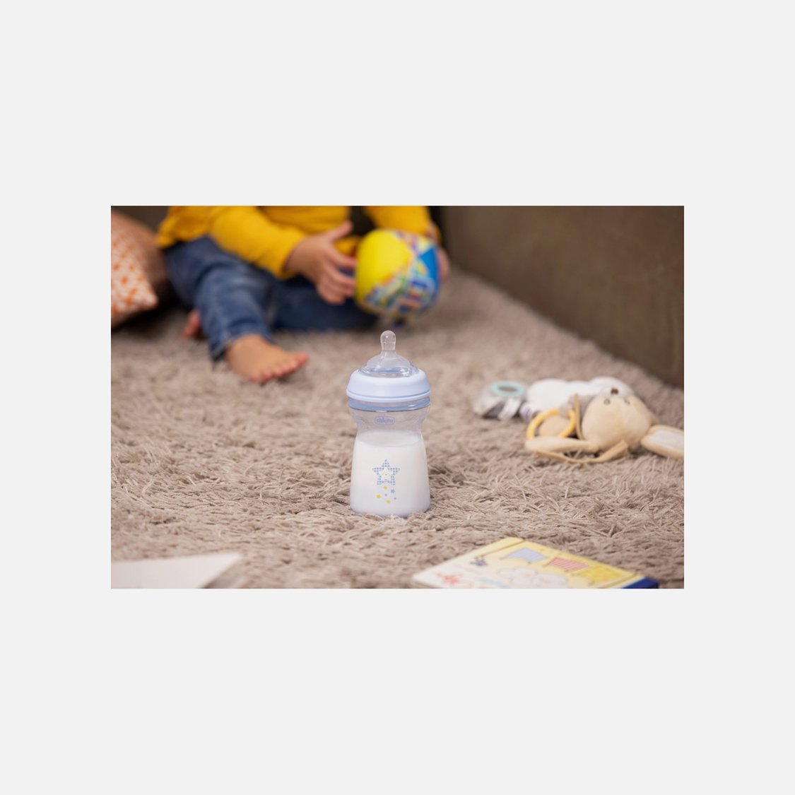 Chicco Natural Feeling Feeding Bottle - 330 ml