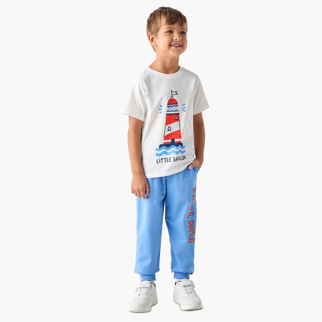 Juniors Light House Print T-shirt with Short Sleeves