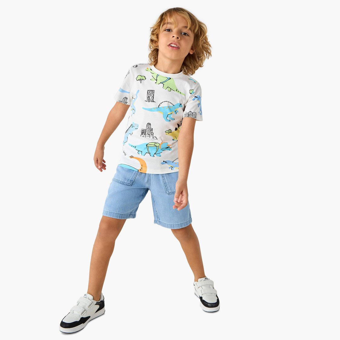 Juniors All-Over Dinosaur Print T-shirt with Crew Neck and Short Sleeves