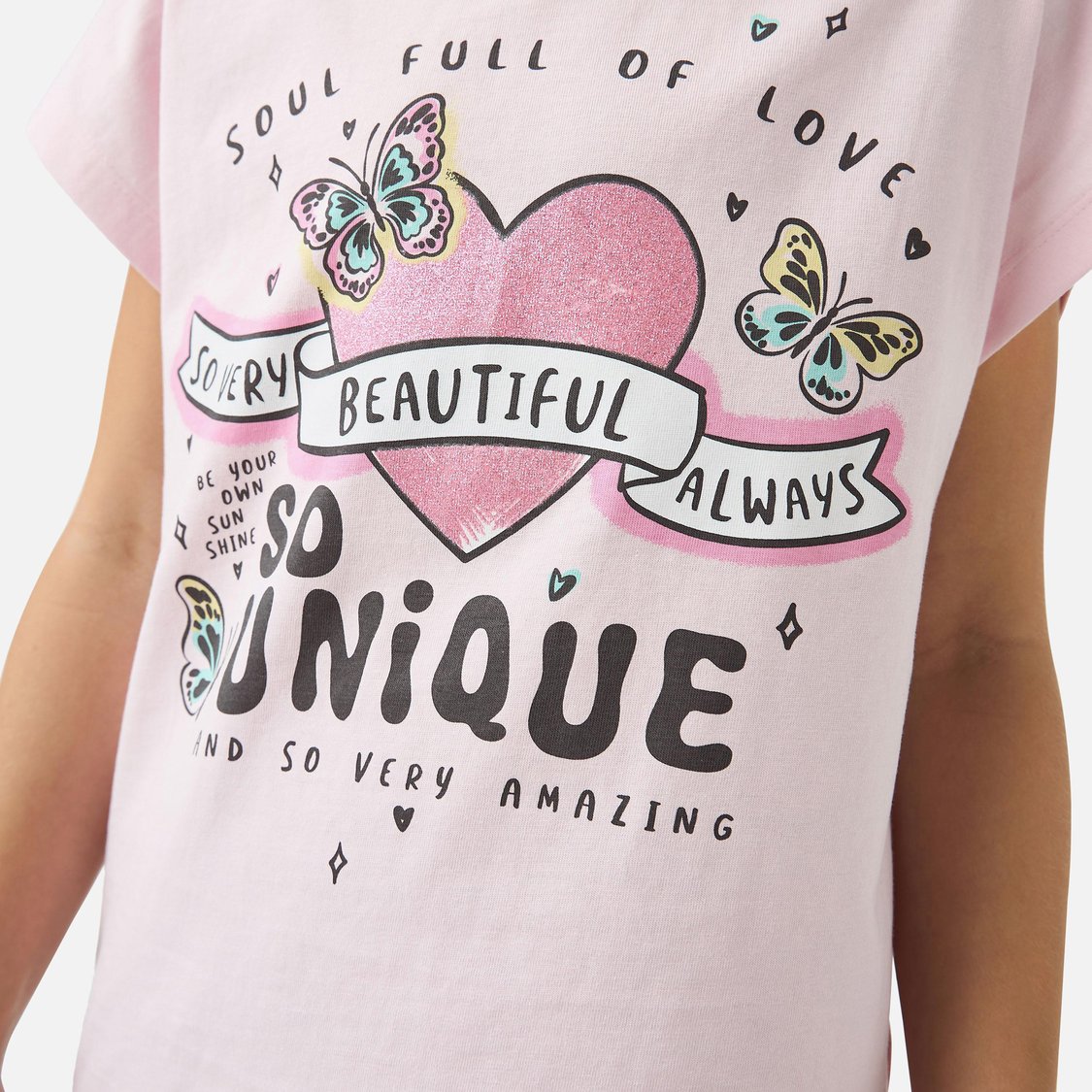 Juniors Graphic Print Round Neck T-shirt with Short Sleeves