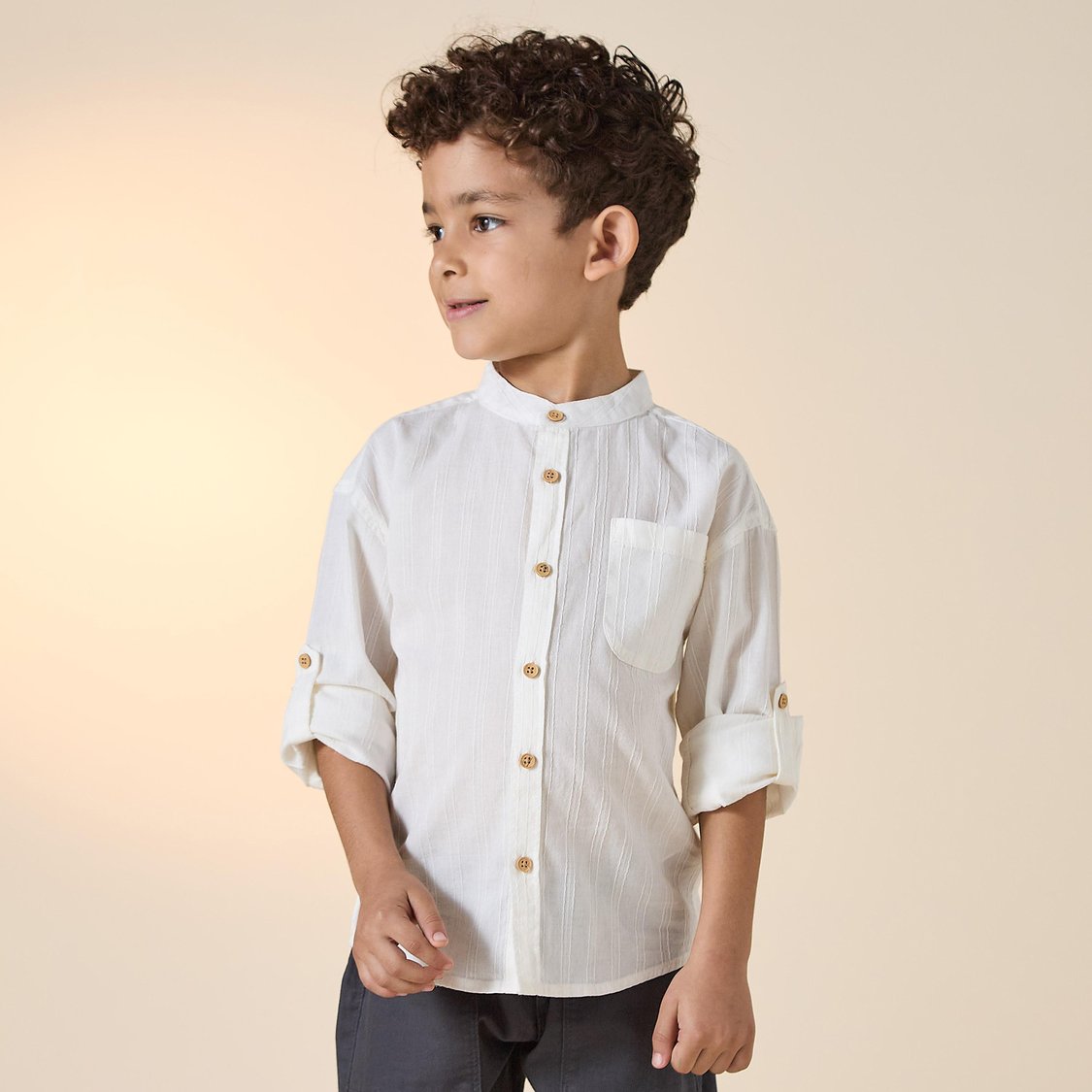 Juniors Textured Shirt with Mandarin Collar and Pocket