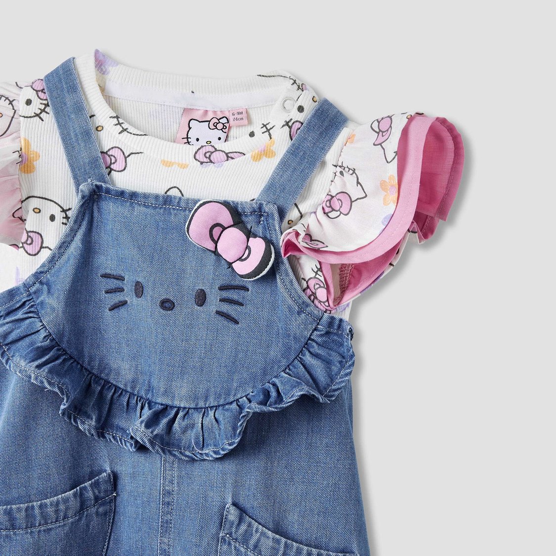 Juniors Hello Kitty Print T-shirt and Denim Dungaree Set