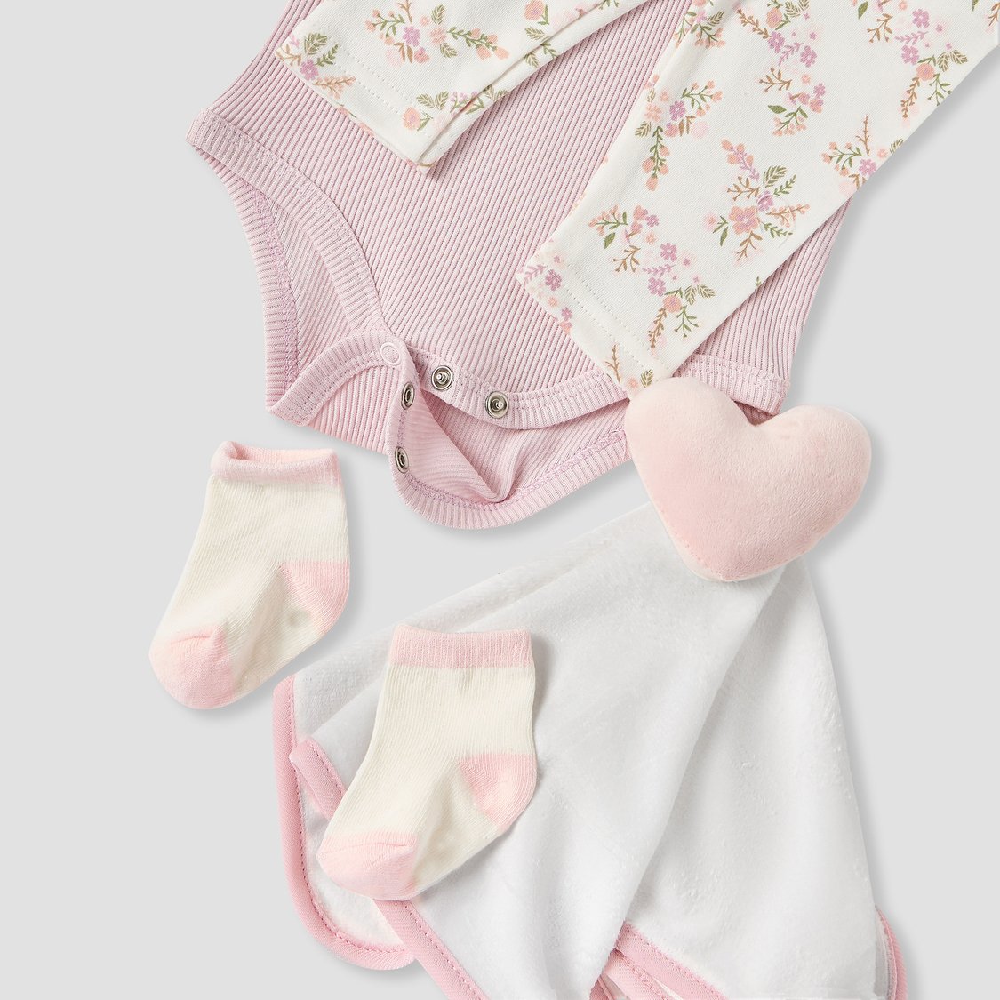 Juniors 8-Piece Printed Clothing Gift Set