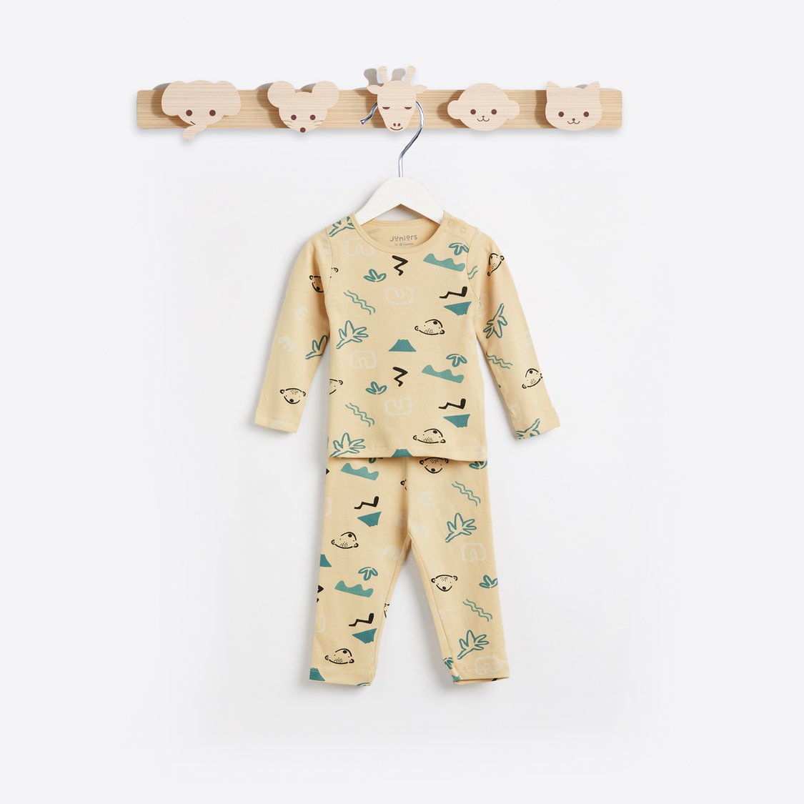 Juniors Printed T-shirt with Pyjamas