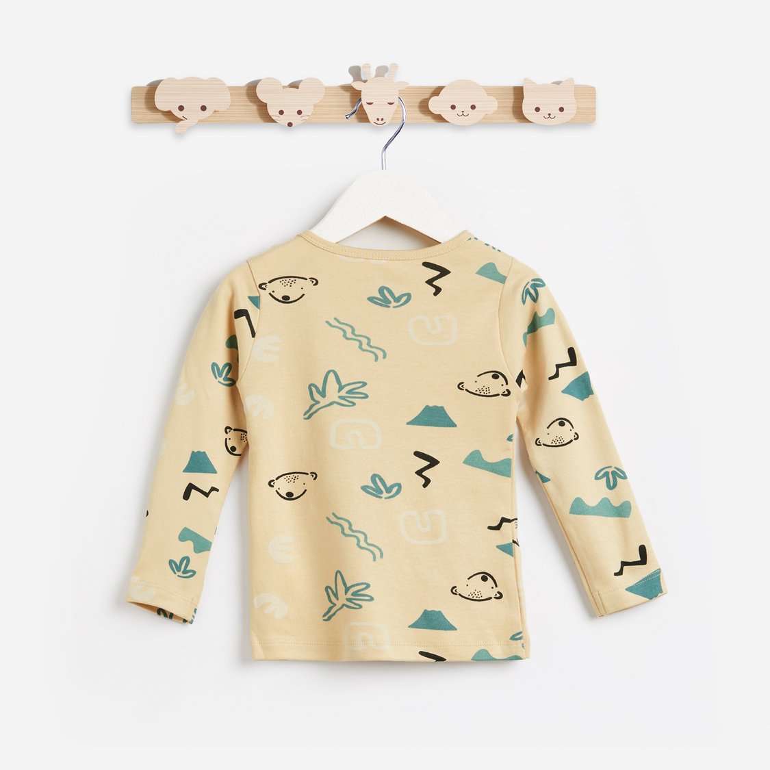 Juniors Printed T-shirt with Pyjamas