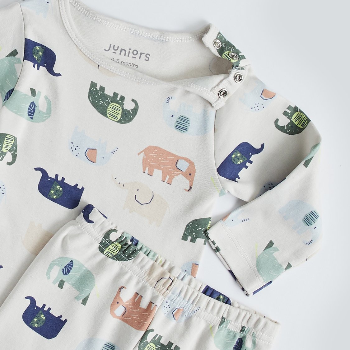Juniors Printed T-shirt with Pyjamas Set