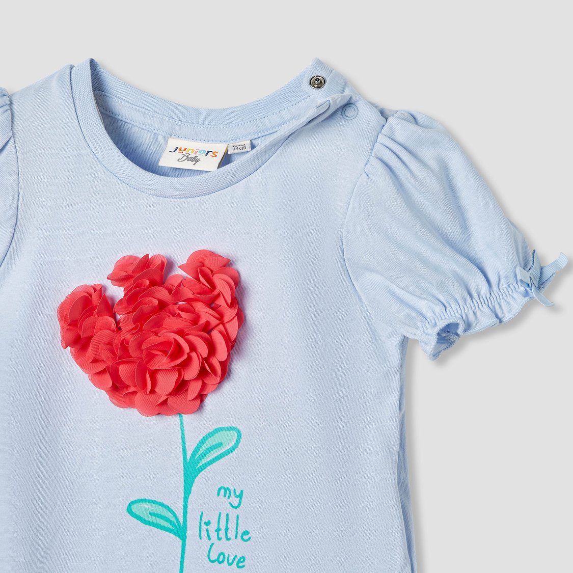 Juniors Floral Applique T-shirt with Puff Sleeves