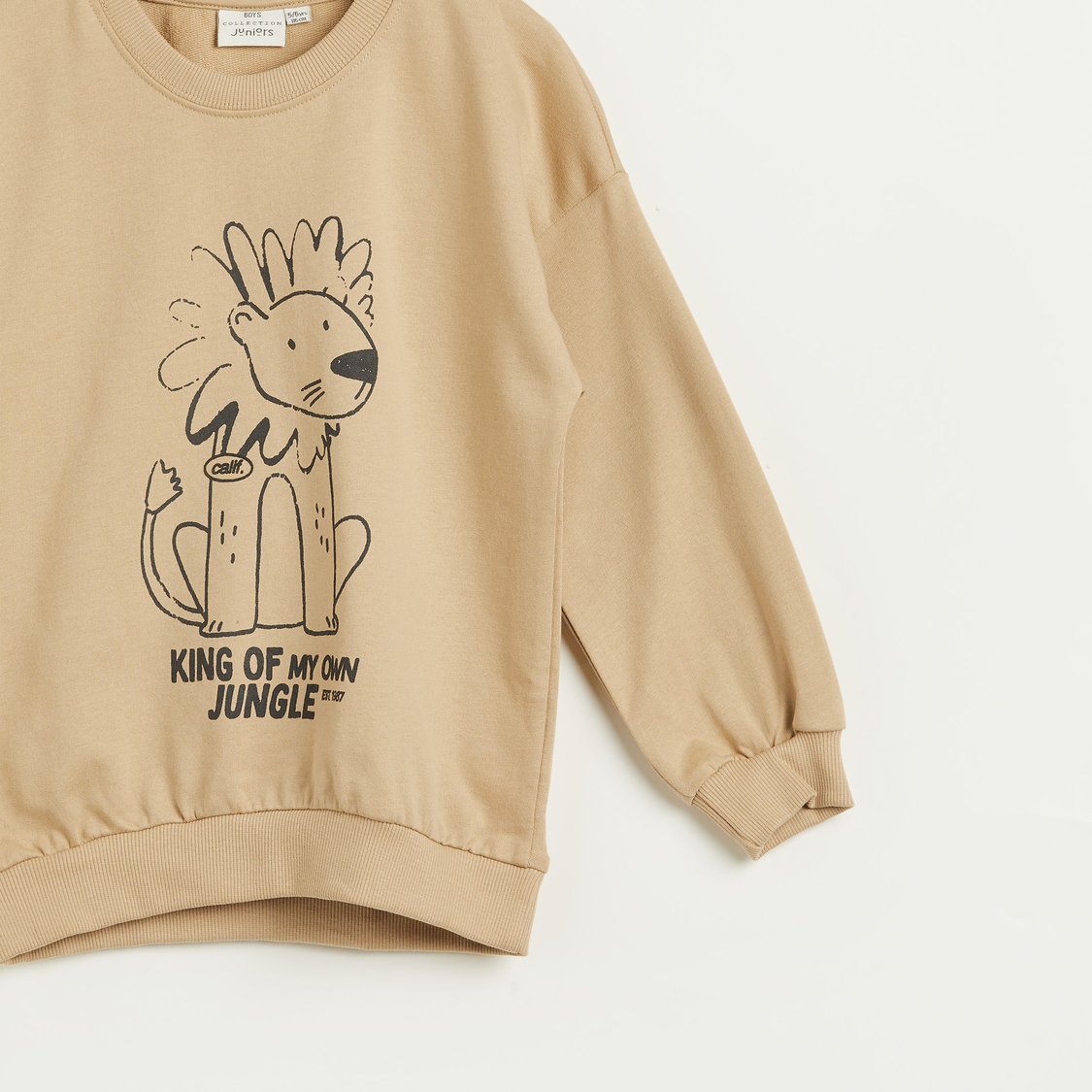 Juniors Lion Print Sweatshirt with Long Sleeves