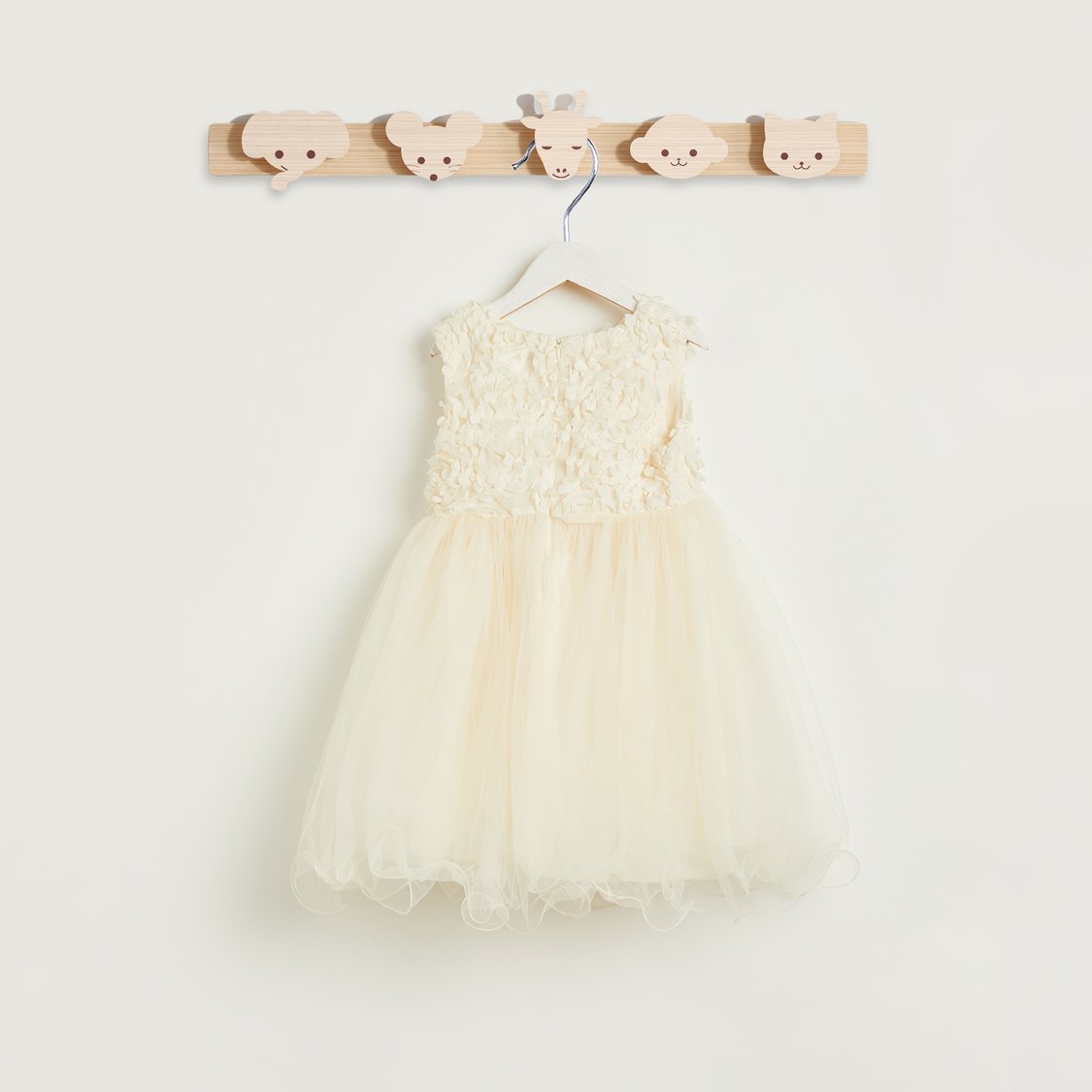 Juniors Floral Applique Sleeveless Dress