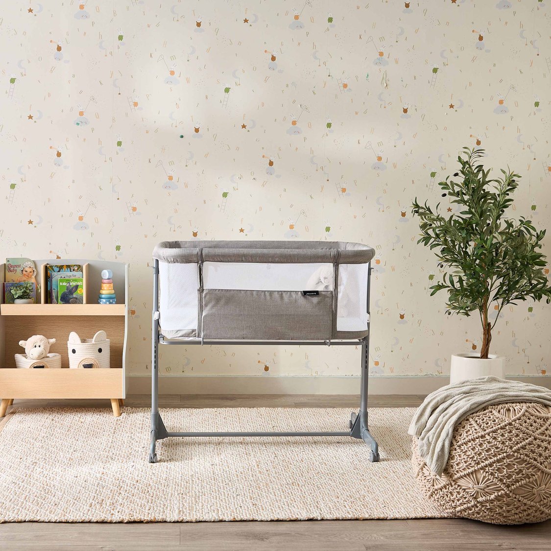 Juniors Adjustable Height Bassinet - 90x57x83cm