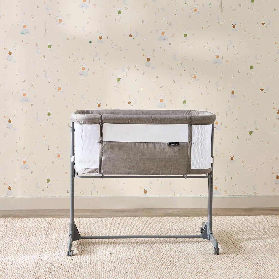 Juniors Adjustable Height Bassinet - 90x57x83cm