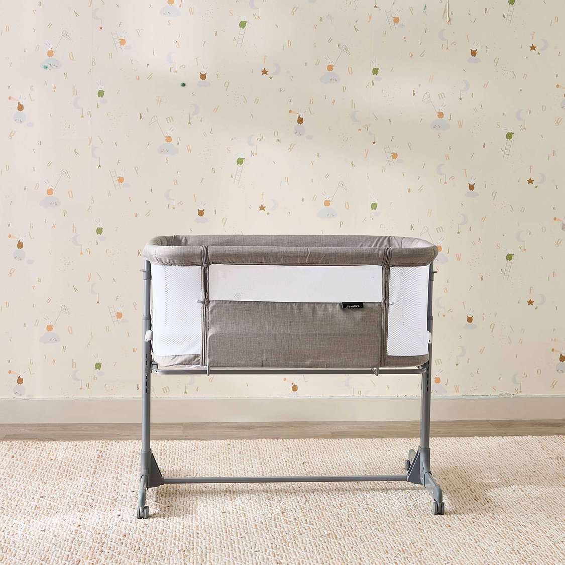 Juniors Adjustable Height Bassinet - 90x57x83cm