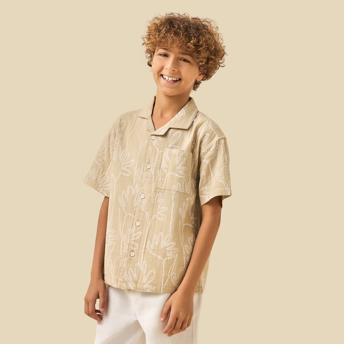 Juniors Floral Embroidered Shirt and Shorts Set